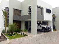 Casa en venta en Bellavista, Metepec, México