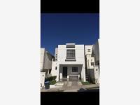 Casa en venta en Colinas del Huajuco, Monterrey, Nuevo León Casa en venta en Colinas del Huajuco, Monterrey, Nuevo León