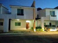 Casa en renta en Quetzal, Irapuato, Guanajuato