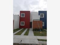 Casa en venta en Leandro Valle, Villa de Álvarez, Colima Casa en venta en Leandro Valle, Villa de Álvarez, Colima