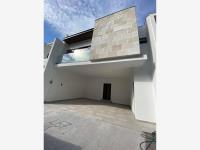 Casa en venta en Lomas del Vergel, Monterrey, Nuevo León