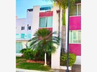 Casa en venta en Tequesquitengo, Jojutla, Morelos