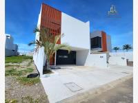 Casa en venta en Lomas de la Rioja, Alvarado, Veracruz de Ignacio de la Llave Casa en venta en Lomas de la Rioja, Alvarado, Veracruz de Ignacio de la Llave