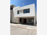 Casa en venta en Alto Lago Residencial, San Luis Potosí, San Luis Potosí