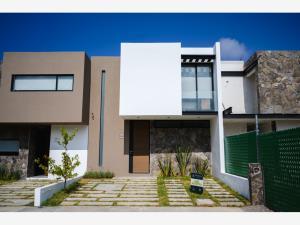 Casa en venta en La Camelina, Morelia, Michoacán de Ocampo