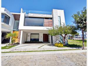 Casa en venta en Lomas de Angelópolis, San Andrés Cholula, Puebla Casa en venta en Lomas de Angelópolis, San Andrés Cholula, Puebla