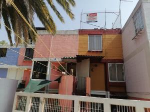 Casa en venta en Rosario 1 Sector CROC II, Tlalnepantla de Baz, México