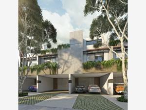Casa en venta en Yucatán Country Club, Mérida, Yucatán