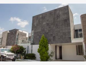 Casa en venta en Lomas de Angelópolis, San Andrés Cholula, Puebla