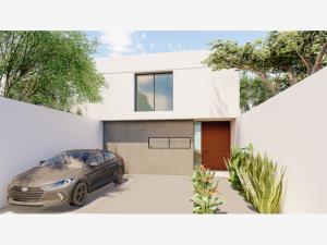 Casa en venta en Montebello, Mérida, Yucatán Casa en venta en Montebello, Mérida, Yucatán
