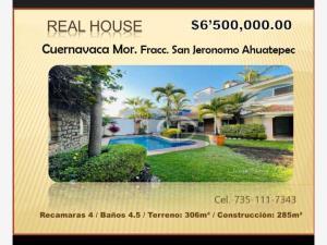 Casa en venta en Ahuatepec, Cuernavaca, Morelos