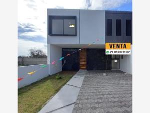 Casa en venta en Lomas de la Rioja, Alvarado, Veracruz de Ignacio de la Llave