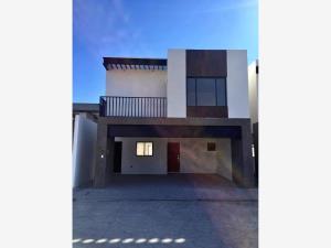 Casa en venta en Los Viñedos, Torreón, Coahuila de Zaragoza