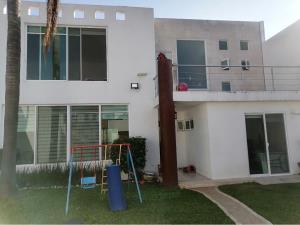 Casa en venta en Lomas del Pinar, Cuernavaca, Morelos