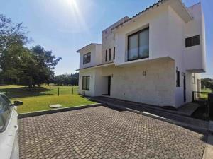 Casa en venta en Paraíso Country Club, Emiliano Zapata, Morelos Casa en venta en Paraíso Country Club, Emiliano Zapata, Morelos
