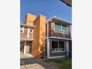 Casa en venta en Hacienda San José Barbabosa, Zinacantepec, México