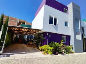 Casa en venta en Coaxustenco, Metepec, México