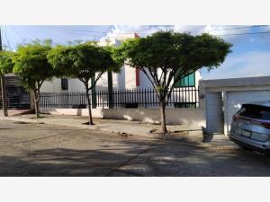 Casa en venta en Lomas de Guadalupe, Culiacán, Sinaloa