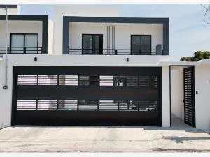 Casa en venta en El Manantial, Boca del Río, Veracruz de Ignacio de la Llave