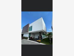 Casa en venta en Llano Grande (El Salitre), Metepec, México