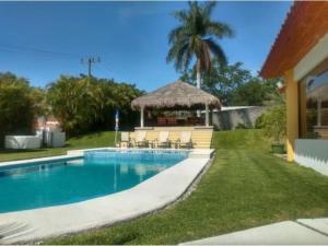 Casa en venta en Club de Golf Santa Fe, Xochitepec, Morelos