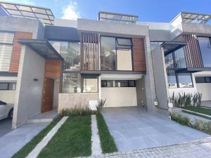 Casa en venta en Santa Clara Ocoyucan, Ocoyucan, Puebla