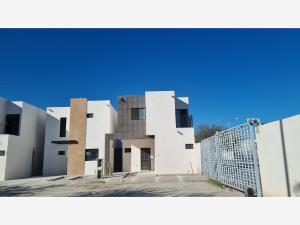 Casa en venta en Las Puertas del Desierto, Torreón, Coahuila de Zaragoza