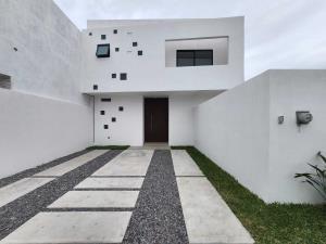 Casa en venta en Lomas de la Rioja, Alvarado, Veracruz de Ignacio de la Llave
