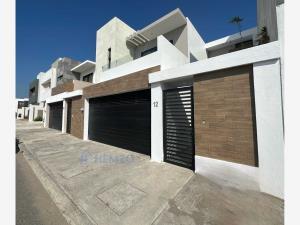 Casa en venta en Lomas de la Rioja, Alvarado, Veracruz de Ignacio de la Llave
