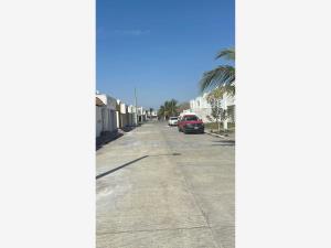 Casa en venta en Playa de Vacas, Medellín de Bravo, Veracruz de Ignacio de la Llave Casa en venta en Playa de Vacas, Medellín de Bravo, Veracruz de Ignacio de la Llave