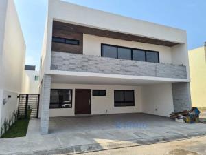 Casa en venta en Lomas del Sol, Alvarado, Veracruz de Ignacio de la Llave Casa en venta en Lomas del Sol, Alvarado, Veracruz de Ignacio de la Llave