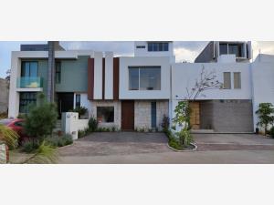 Casa en venta en Residencial Vivalto, Morelia, Michoacán de Ocampo