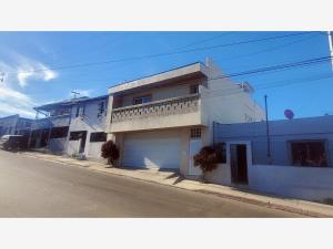 Casa en venta en Hidalgo, Tijuana, Baja California