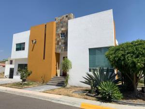 Casa en venta en Puerta Real, Corregidora, Querétaro