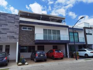 Casa en venta en Santiago Xicohtenco, San Andrés Cholula, Puebla