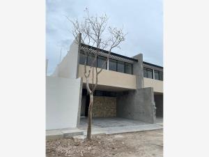 Casa en renta en Temozon Norte, Mérida, Yucatán