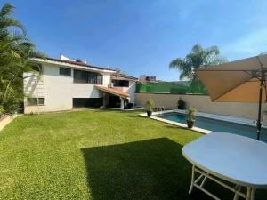 Casa en venta en Burgos, Temixco, Morelos