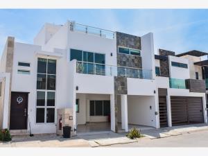 Casa en venta en Real del Valle, Mazatlán, Sinaloa