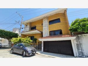 Casa en venta en Vista Hermosa, Tuxtla Gutiérrez, Chiapas Casa en venta en Vista Hermosa, Tuxtla Gutiérrez, Chiapas
