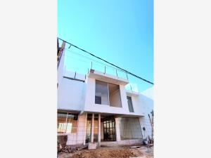 Casa en venta en San Juan Cuautlancingo, Cuautlancingo, Puebla
