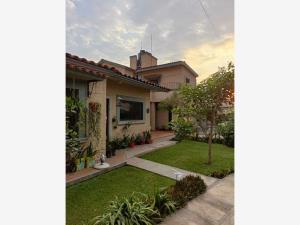 Casa en venta en Las Fincas, Jiutepec, Morelos