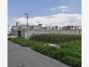 Terreno en venta en San Miguel Totocuitlapilco, Metepec, México