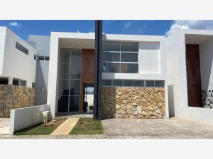 Casa en venta en Conkal, Conkal, Yucatán