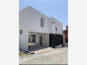 Casa en venta en Real Santa Fe, Xochitepec, Morelos