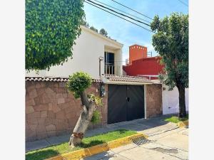 Casa en venta en Valle Dorado, Tlalnepantla de Baz, México