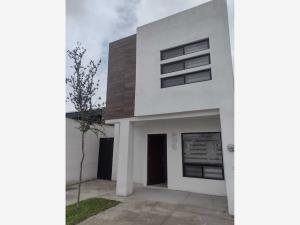 Casa en venta en Puerta de Hierro, Torreón, Coahuila de Zaragoza