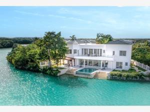 Casa en venta en Lagos del Sol, Benito Juárez, Quintana Roo