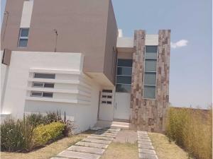Casa en renta en Villa Jardín, Celaya, Guanajuato