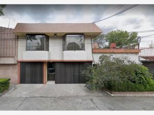 Casa en remate en Jardines de San Mateo, Naucalpan de Juárez, México