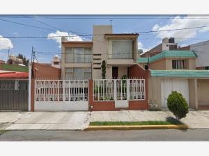 Casa en remate en Valle Don Camilo, Toluca, México
